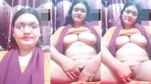 Horny Desi Bhabhi Finger Fucks Her Hairy Wet Pussy On Cam hot sex