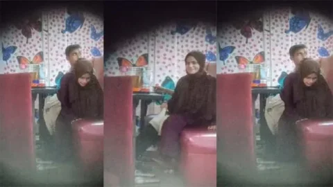 Hijabi Girl Fucking With BF And Restaurant Captured Secretly