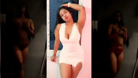 Superhot Model Ipsita Hajra Nude Bath MMS With Big Boobs and Nip Slip hot sex