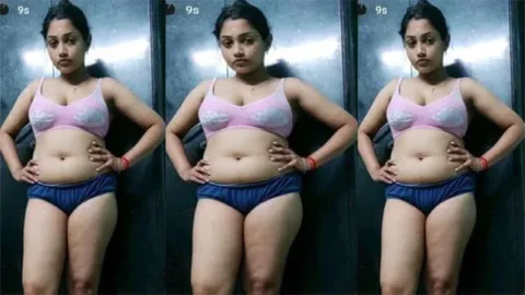 Cheater Tamil Wife Showing Fucking Leaks Video