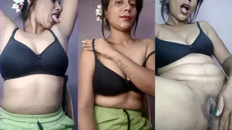 Superhorny Desi MILF Fully Nude Shows Big Boobs And Loud Pussy Masturbation hot sex