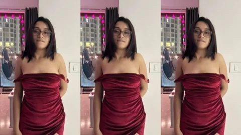 Horny Indian Girlfriend Loud Moaning Standing Sex With Wet Pussy Talk hot sex