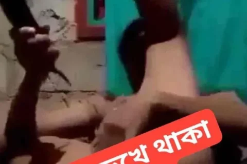 Gaon ki ladaki Baigan chut me dalti hui