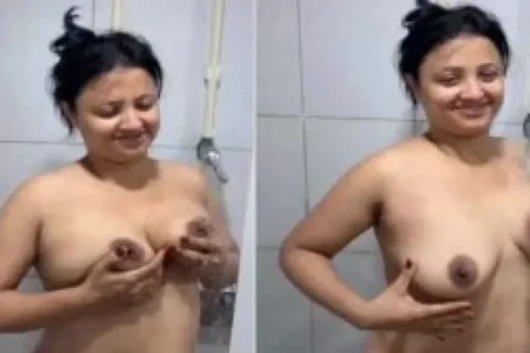 MILF shower bath naked show for lover viral video