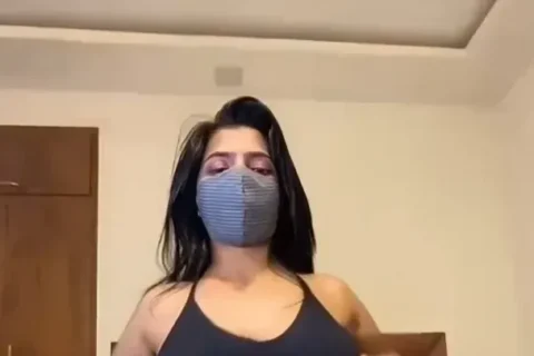 Horny Desi Girl Emmy Kapoor Leaked Clip Stripping Fully Nude Big Boobs Wet Pussy Sex Video