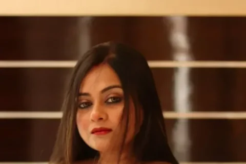 Gorgeous Indian Model Nude Photo Collection Topless In Red Saree With Boobs Out Sex Video