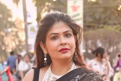 Horny Insta Milf Athenea Chakraborty Gets Fully Nude And Fingers Her Wet Pussy With Sexy Expressions Sex Video