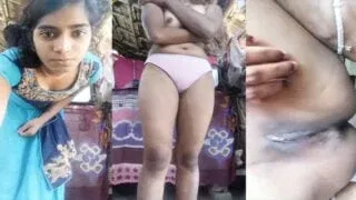 Desi village girls secret hot cam show with no hair down there Sex Video