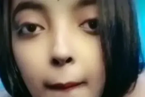 Desi Girl Quick Full Nude Strip Show Pressing Boobs Teasing Pussy Sex Video