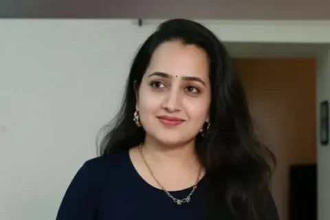 Desi Model Goes Fully Nude on Stripchat Live and Gets Her Tight Pussy Fucked Hard Sex Video