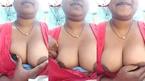 Horny Desi Bhabhi Exposes Her Massive Boobs Outdoors Leaked