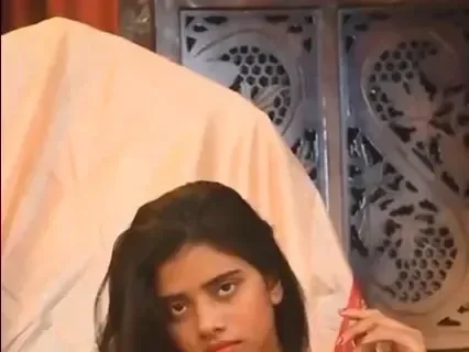 Gorgeous model Barsha Jha fully nude in studio showing off unshaved pussy and perfect tits Sex Video