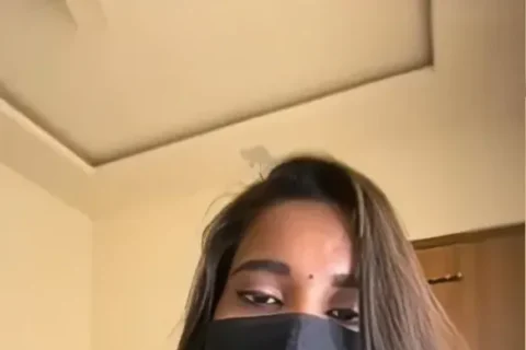 Supesexy Stripchat Babe Miss Lina First Time Face Reveal And Hardcore Dildo Masturbation Sex Video
