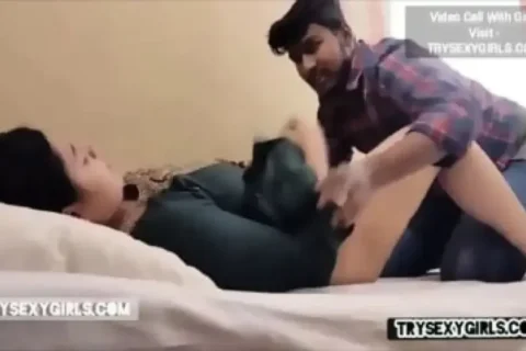 Bengali Teen Room Mein Room Service Girl Ke Sath Wild Chudai Sex Video