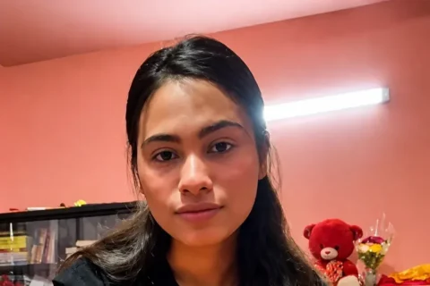 Hot Desi Girlfriend Strips Nude Presses Tits Spreads Her Pussy Close Up And Grinds Her Ass On Cam Sex Video