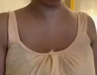 MILF Desi Model Stripping Show And Rubbing Her Pussy Fully Nude