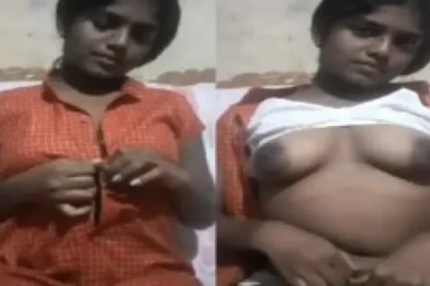 Indian Tamil girl showing boobs and pussy
