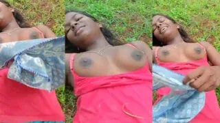 Desi Couples Secret Outdoor Romance in Village Hot Moment Sex Video