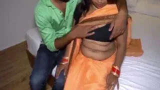 Secret hotel room romance of a hot Indian village wife Sex Video