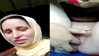 Desi Pakistani Wifes Secret Hot Bedroom Moves Sex Video