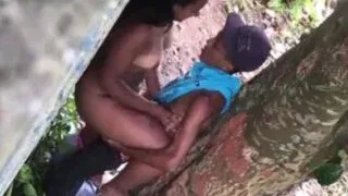 Desi village college ki ladki ne jungle mein chudai ki masti Sex Video
