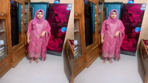 Horny Bhabi Nude Capture And Fucking Dick