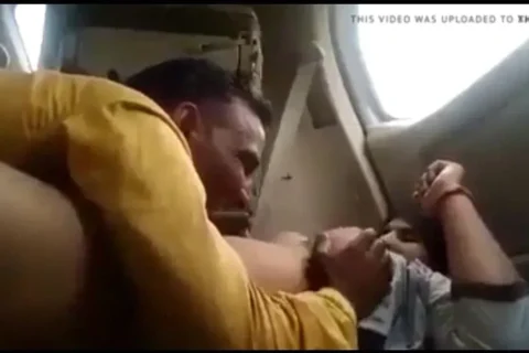 Boss ne kiya car me chudayi