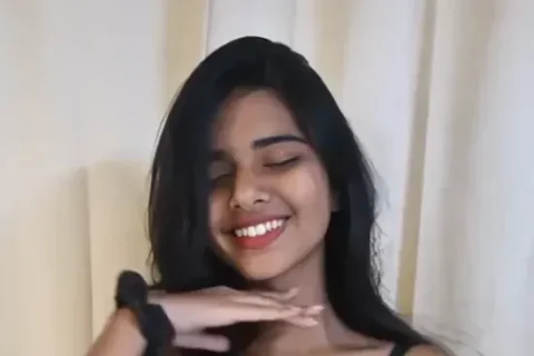 Insta Model Barsha Jha Nude Nipple Slip Video Boobs Popping Out Sex Video