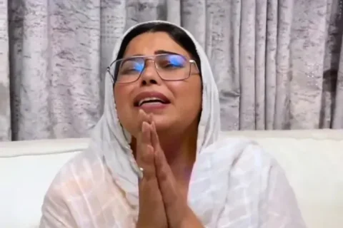Famous YouTuber Latest Most Demanded App Exclusive 5Min PAID VIDEO UNLOCKED Ft. Full NUD Str!pped B00bs Massage with Full Face Huge B00bs Pressed S ked by Boyfriend!! Don t Miss Sex Video