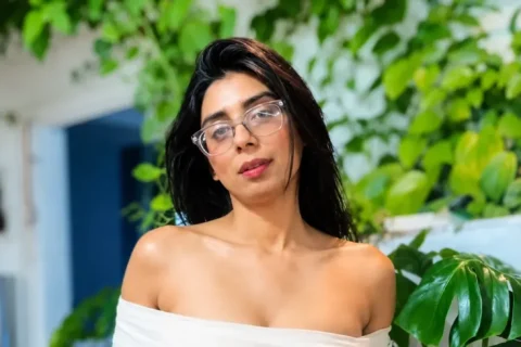 Aqsa Pervaiz Boobs Out Spreads Her Tight Pink Pussy And Rubbing Her Clit