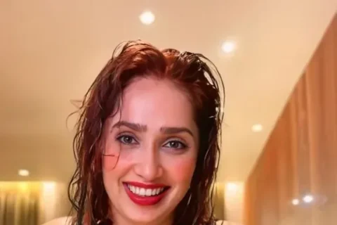 Superhot Aditi Mistry Bikini Tease Jiggles Huge Boobs and Twerks Big Ass