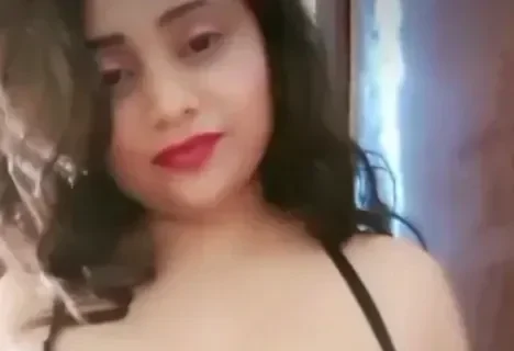 Desi Chubby Girl Fucking Herself with Vibrator on Wet Pussy Sex Video
