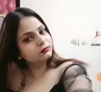 Desi Curvy Milf Fully Naked on Live Call Stripping for Her Fans on Tango Premium Sex Video