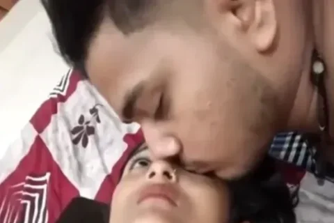 Delhi Couple Nude Sex Video Blowjob and Hard Fucking on Bed Sex Video