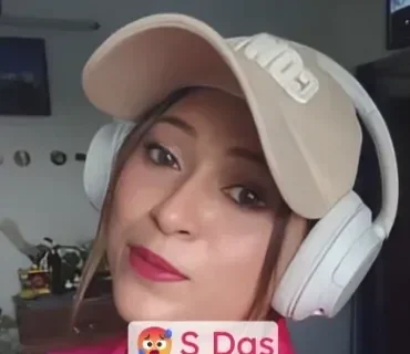 Famous Fitness Influencer S Das Goes Topless, Strips Down, Shows her Shaved Pussy, and Fingers Herself Sex Video