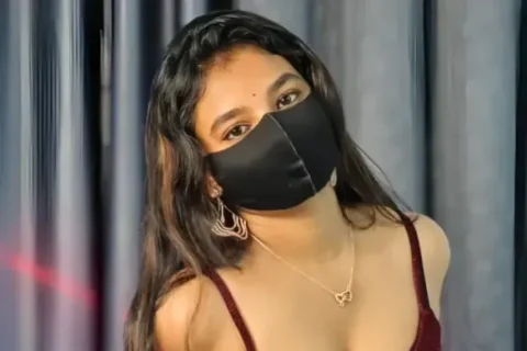 Aleena Kween aka Zugerlips Leaked Video Grinding Pussy on Pillow Fingering Herself Nude Sex Video