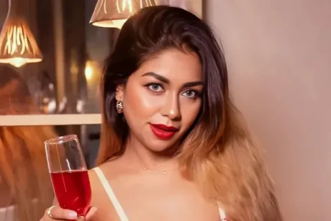 Insta Model Survi Mondal Exclusive Strip Bathing Shows Tight Boobs Wet Pussy