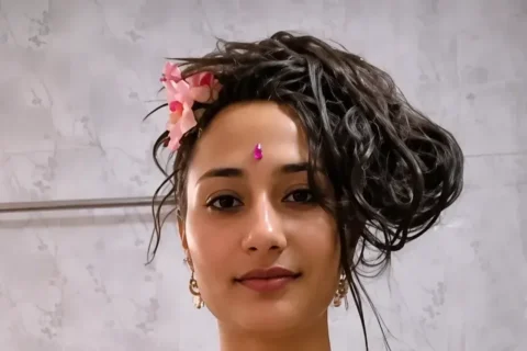 Sexy Babe Strip Live In The Bathroom Shows Off Her Boobs