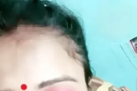 Hot Desi Bhabhi Gets Fully Nude, Presses Her Big Boobs And Rubs Her Wet Pussy Sex Video