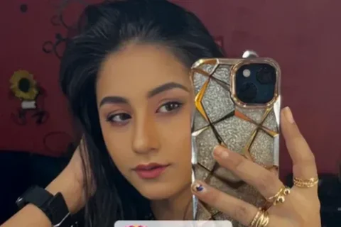 Hot Instagram Model Udita Viral Sex Tape Teasing Nude and Fingering Her Pussy Blowjob and Fucking her Boyfriend Sex Video