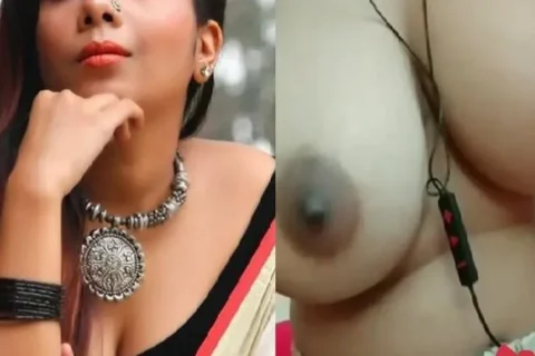Bengali Maal Big Boobs Showing On Video Call