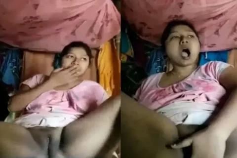 Super horny Bangla girl fingering pussy