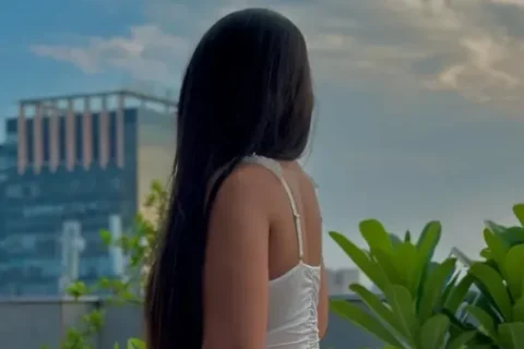 Insta Babe Sarika Kohli Gets Boobs Smacking And Sloppy Blowjob Full Nude Hardcore Sextape