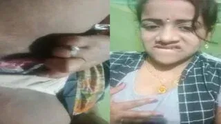 Desi bhabhi ka secret pussy show with hot expressions Sex Video