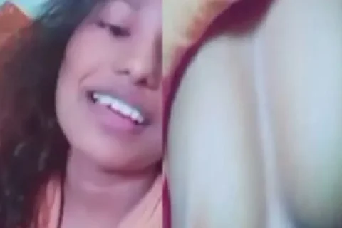 Bangladeshi Pompom Girl Topless Boobs Show