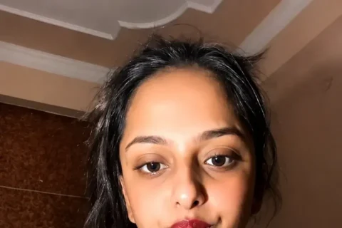 Horny Desi Babe Teases Big Cleavage Boobs and Perfect Ass in Panty Live Sex Video
