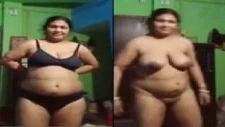 Hot village aunty secretly flashing her naked desi body Sex Video