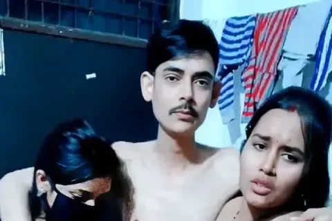 Viral Nude Live Threesome Play With Two Horny Desi Girls