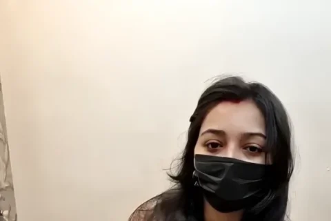 Desi Bhabhi Fully Nude Fucking Blowjob Leaked MMS Sex Tape