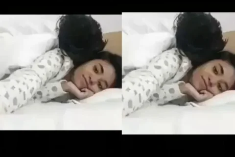 Cute Bengali Girl Roomdate Clip With BF